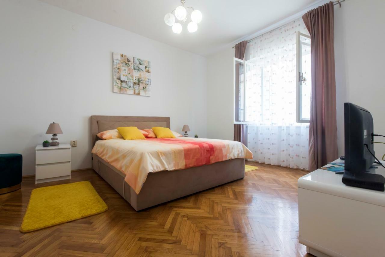 Apartman T&m With Parking In The Old Town